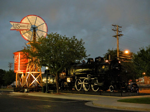 chamber-Water-Tank-Windmill-Train-12